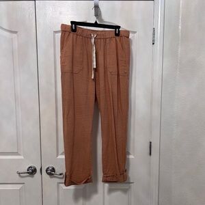 Women's Roxy Linen straight leg pants, Coral in color, Size Large